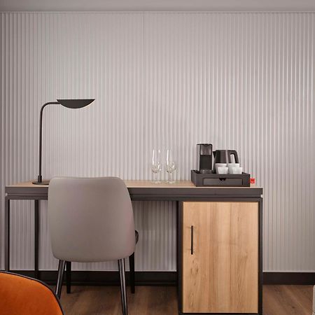 Radisson Red Berlin Kudamm Ξενοδοχείο Εξωτερικό φωτογραφία