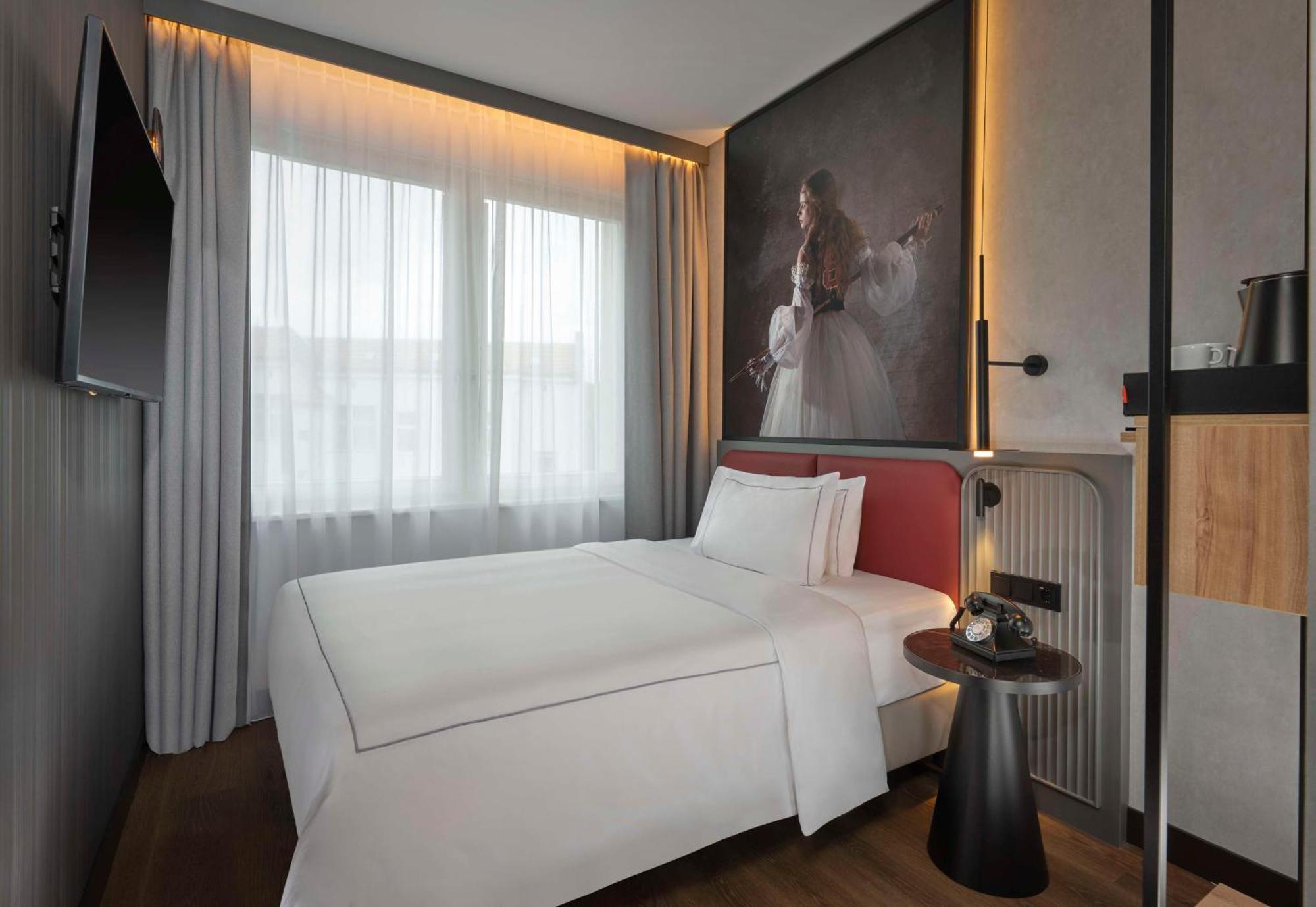 Radisson Red Berlin Kudamm Ξενοδοχείο Εξωτερικό φωτογραφία