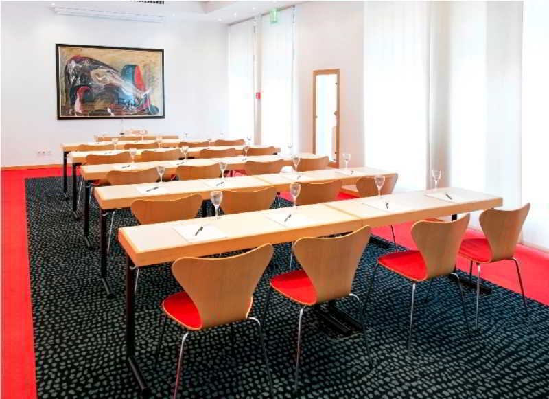 Radisson Red Berlin Kudamm Ξενοδοχείο Εξωτερικό φωτογραφία