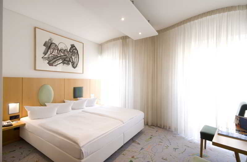 Radisson Red Berlin Kudamm Ξενοδοχείο Εξωτερικό φωτογραφία